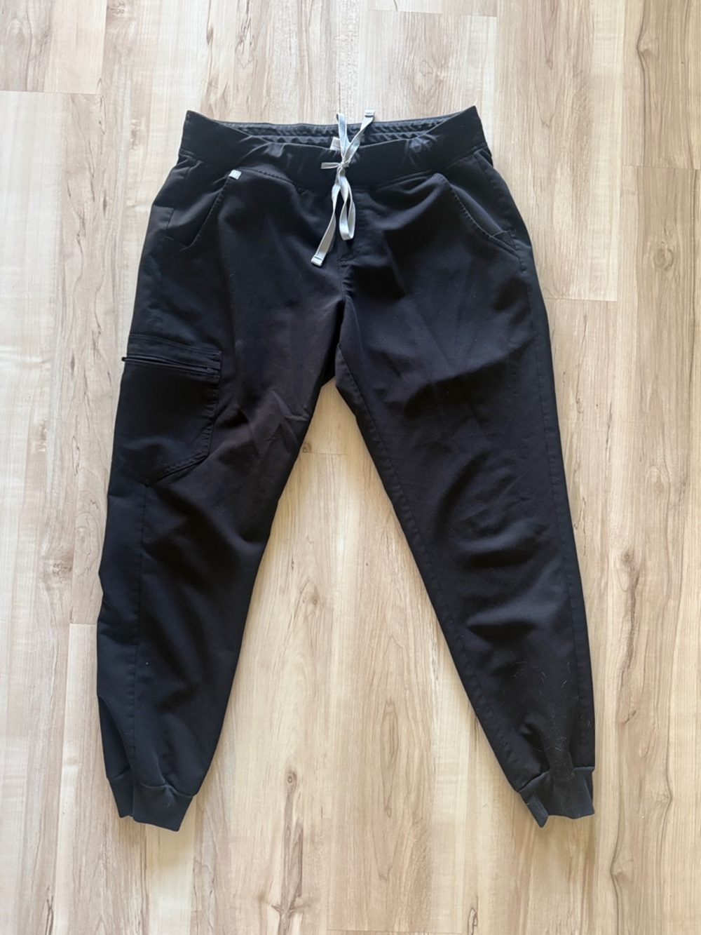 FIGS Zamora Black jogger scrub pants